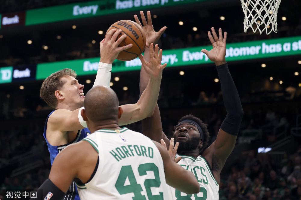 国际领先的 国际领先的